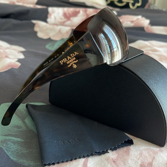 Prada Sunglasses in Havana - Picture 2 of 11